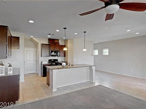 4th image of 3702 Gilmore Creek St
