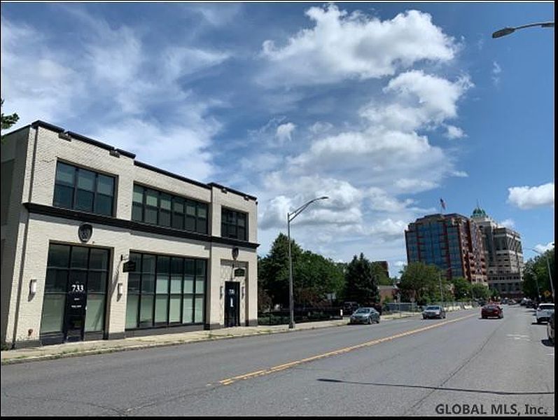 2nd image of 733 BROADWAY #THE LOFTS AT BROADWAY