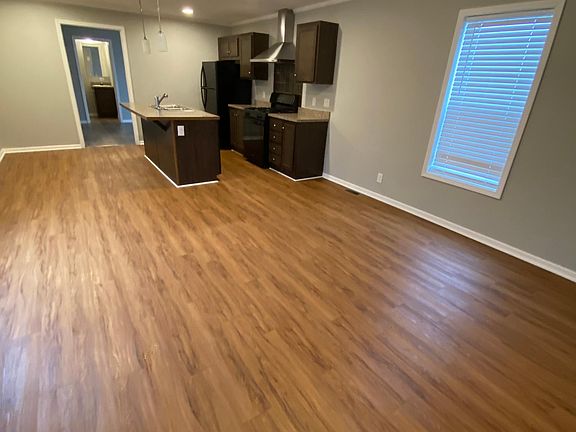 3rd image of 59414 Laine Ln