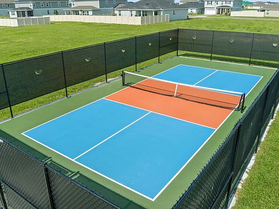 Community pickleball court