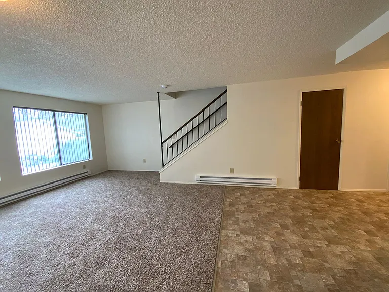 5913 Glenwood Ave #B — Photo 6