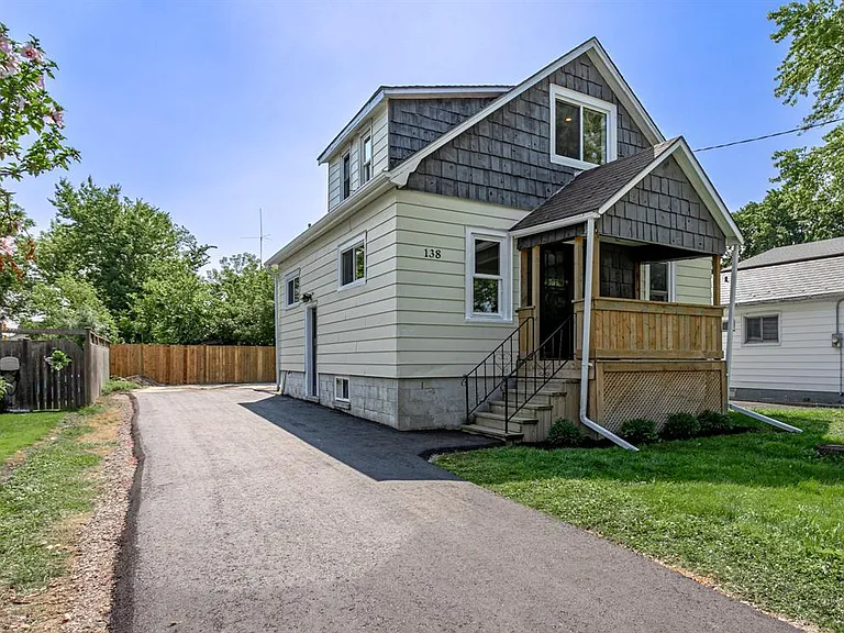138 Sutton St — Photo 1