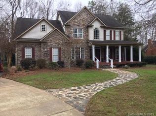 6333 Robin Hollow Dr, Mint Hill, NC 28227