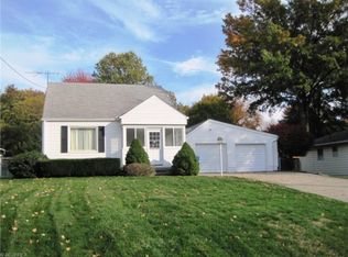 573 Hartzell Dr, Barberton, OH