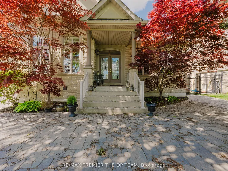 56 Park Ridge Dr #UPPER — Photo 5