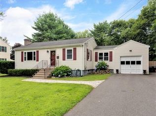 4 Erwin Rd, North Reading, MA 01864