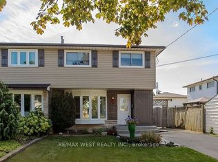 1254 Treeland St, Burlington, ON L7R3T6