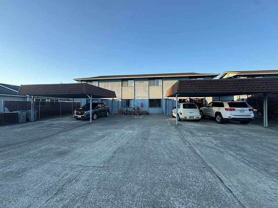 1007 Loni Dr