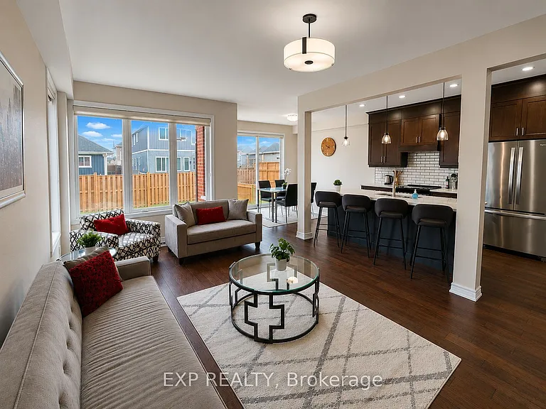 137 Susan Dr — Photo 7