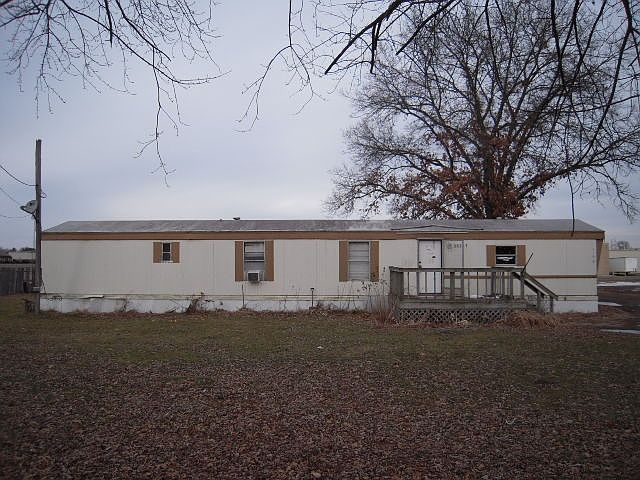 1st image of 28173 Fieldhouse Ave