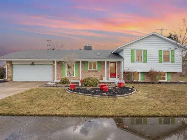 5149 Reinhardt Ln, Bay City, MI 48706