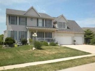 1636 W 51st St, Davenport, IA 52806