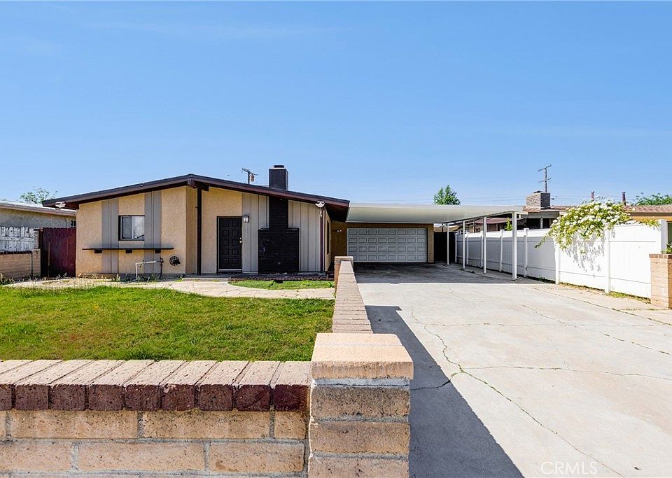 1st image of 25189 Gentian Ave