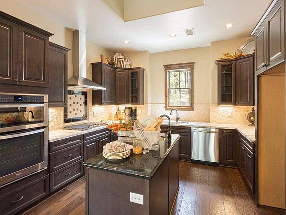 Aspen Ridge Plan 2 Kitchen