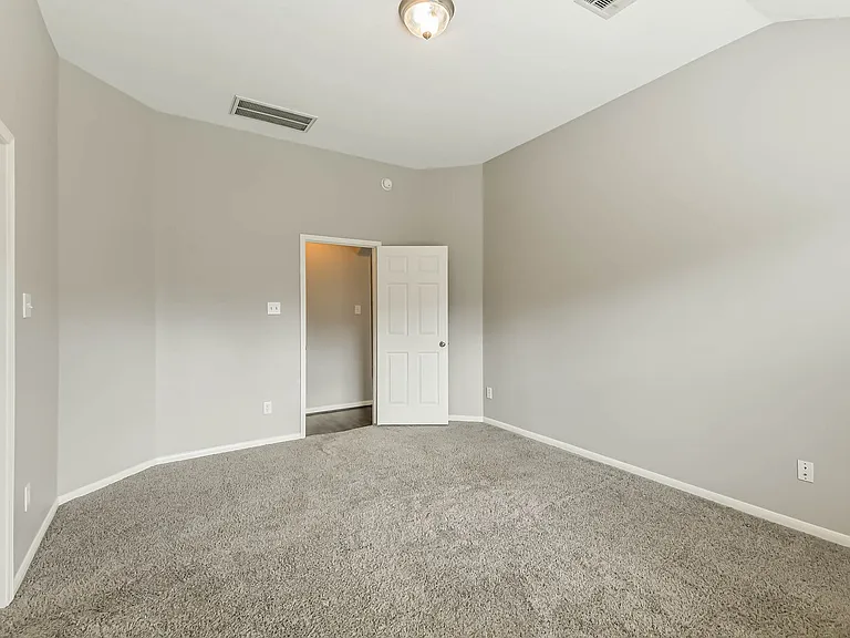 13831 Hillingdale Ln — Photo 20