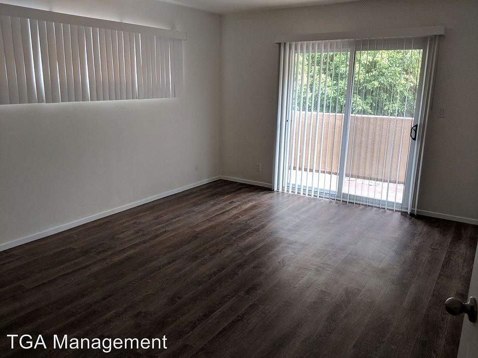 1st image of 823 S Grevillea Ave APT 01