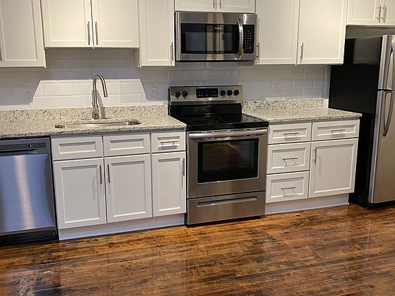 2nd image of 700 Watkins Ave #463837