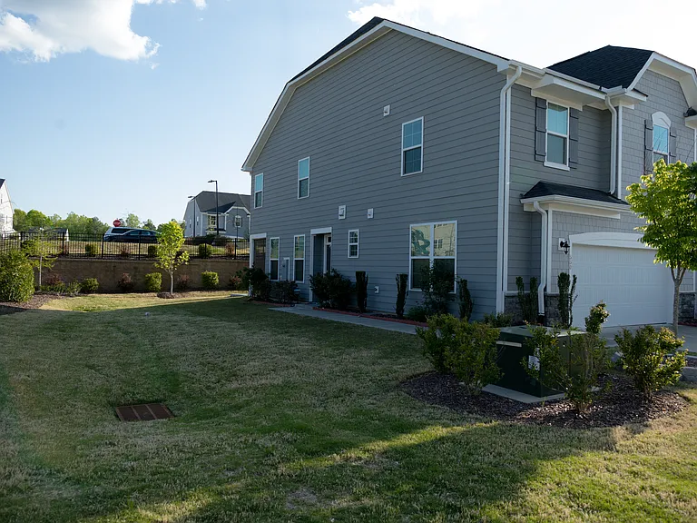 550 Catalina Grande Dr — Photo 3
