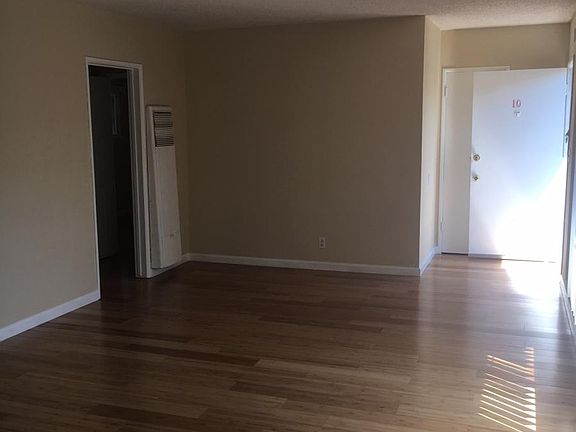 2nd image of 125 S La Fayette Park Place # Fl 2nd