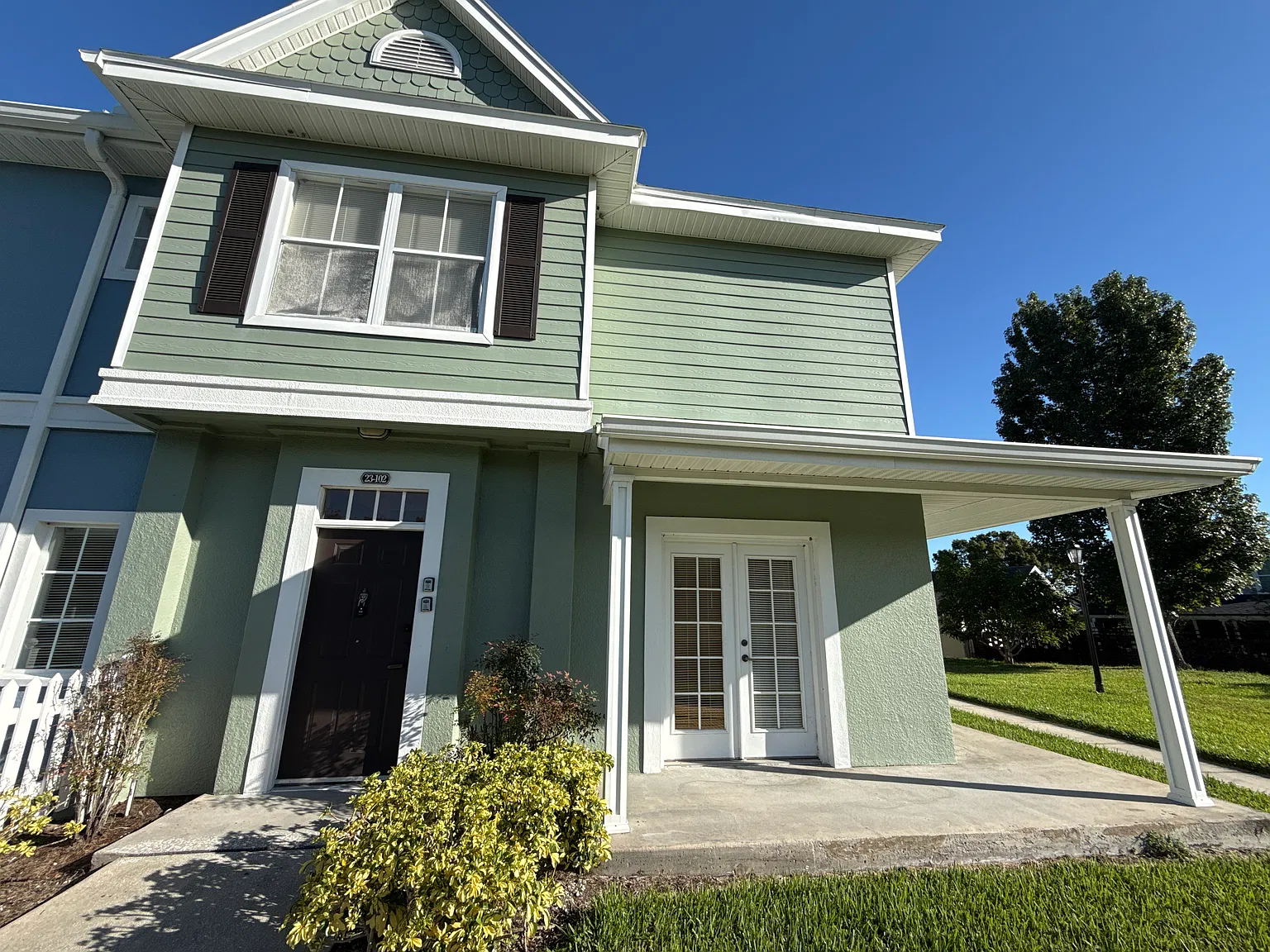 4 bed, 1470 sqft, $1,900 — Photo 1