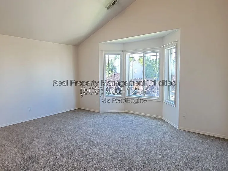 7606 Quadra Dr — Photo 10