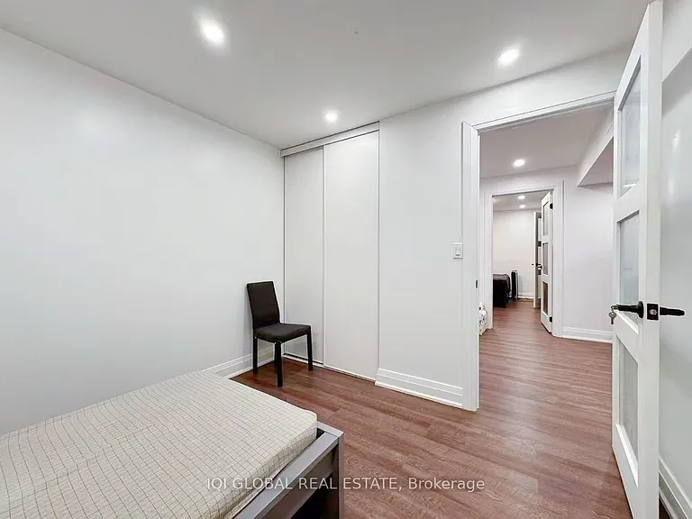 101 Gable Ave #BASEMENT — Photo 10