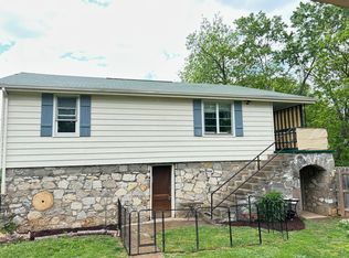 154 Mulberry St, Newport, TN 37821