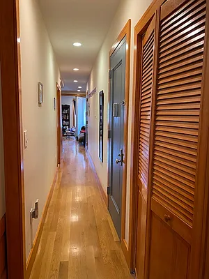 Rented by R New York | media 3