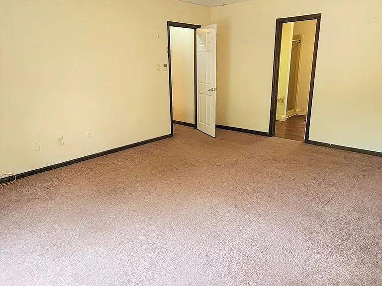 408 Deptford Rd — Photo 10