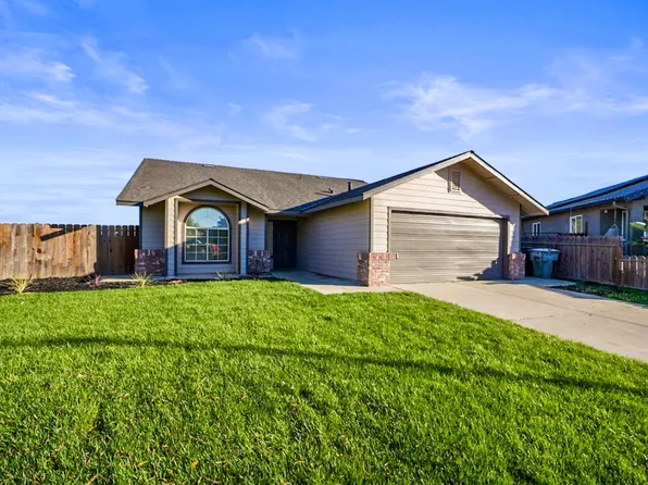 1128 Raymond Dr, Modesto, CA 95351