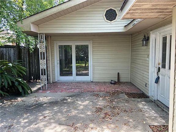 2nd image of 714 Bonnabel Blvd