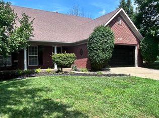 8600 Landwood Way, Louisville, KY 40291