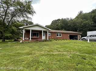131 James Ln, Falls, PA 18615