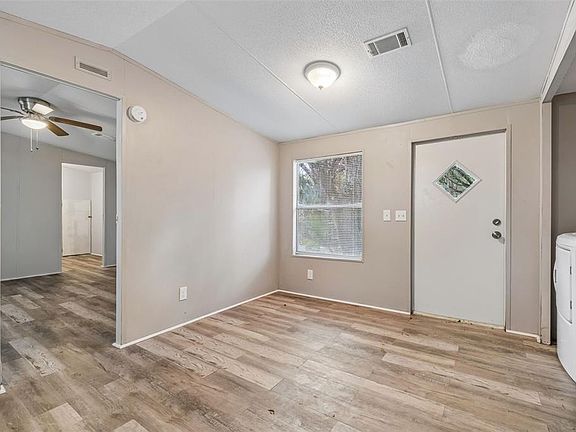 4th image of 5010 Ewell Rd