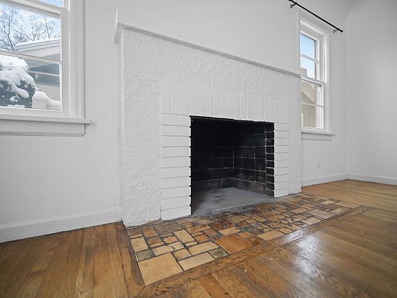 4th image of 212 W Buckeye Ave