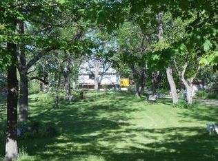 2936 E Lakeshore Dr, Twin Lakes, WI 53181