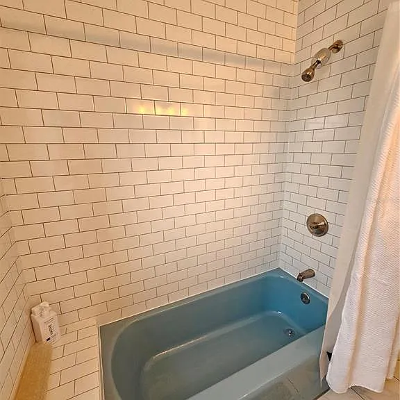 6442 Colonial Dr — Photo 17