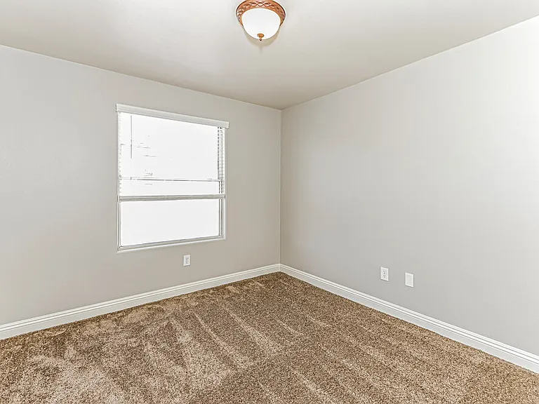 10424 Armand Ave — Photo 14