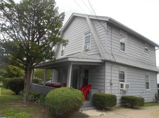 109 Warwick Rd N, Lawnside, NJ 08045