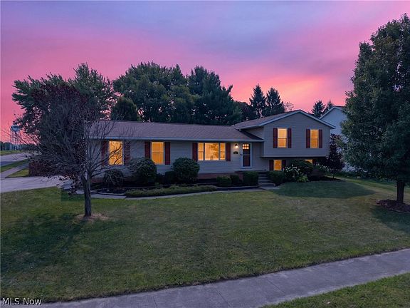 4th image of 100 Cheyenne Dr
