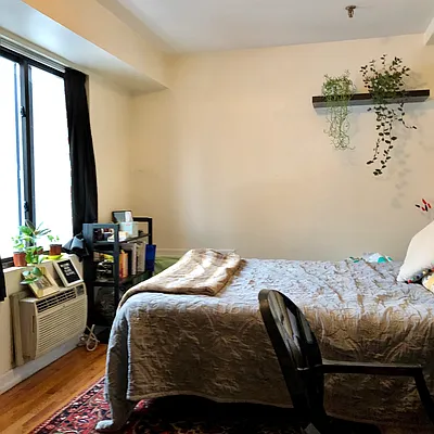 Rented by Oxford Property Group | media 83