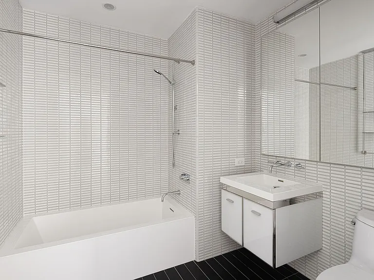 252 South St #41G — Photo 9