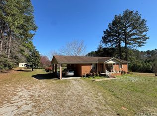 3720 Country Club Rd, Brodnax, VA 23920