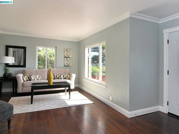 2nd image of 1609 Santa Clara St