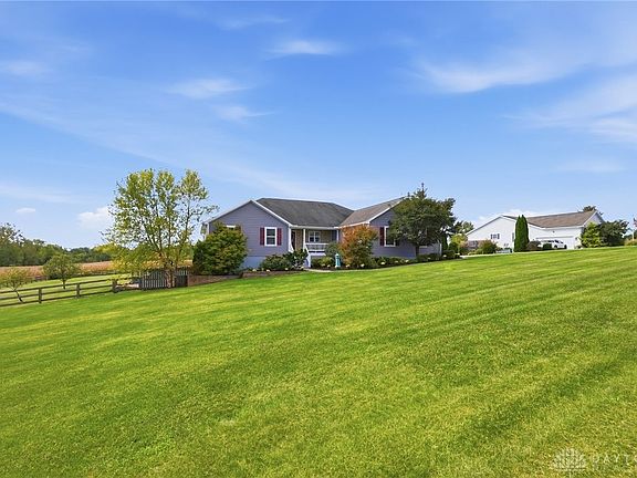 5th image of 8097 Jones Rd