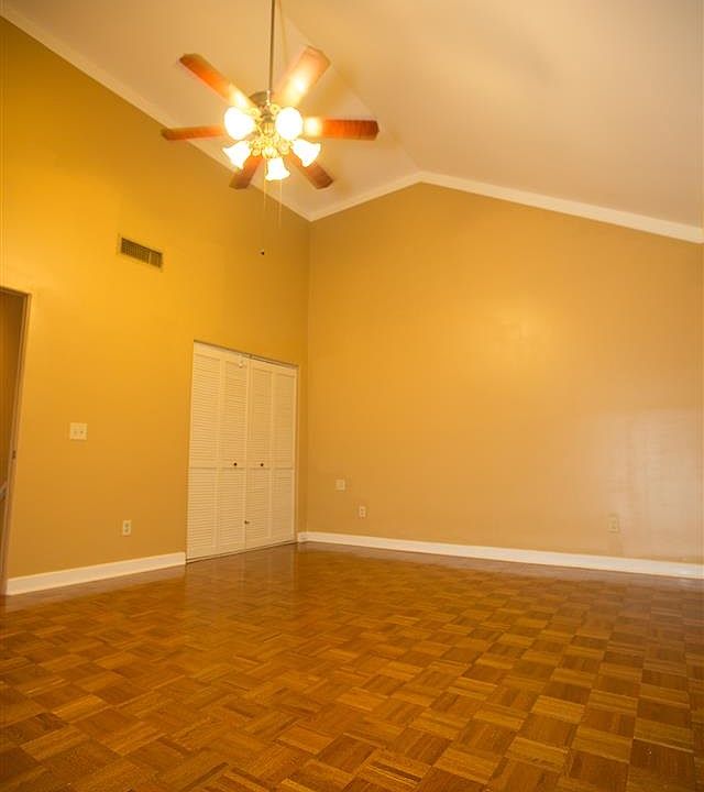 1st image of 8041 Gladys Ave