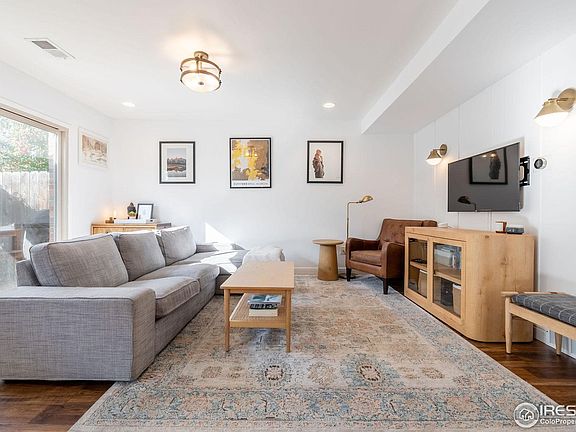 4th image of 3850 Paseo del Prado #35
