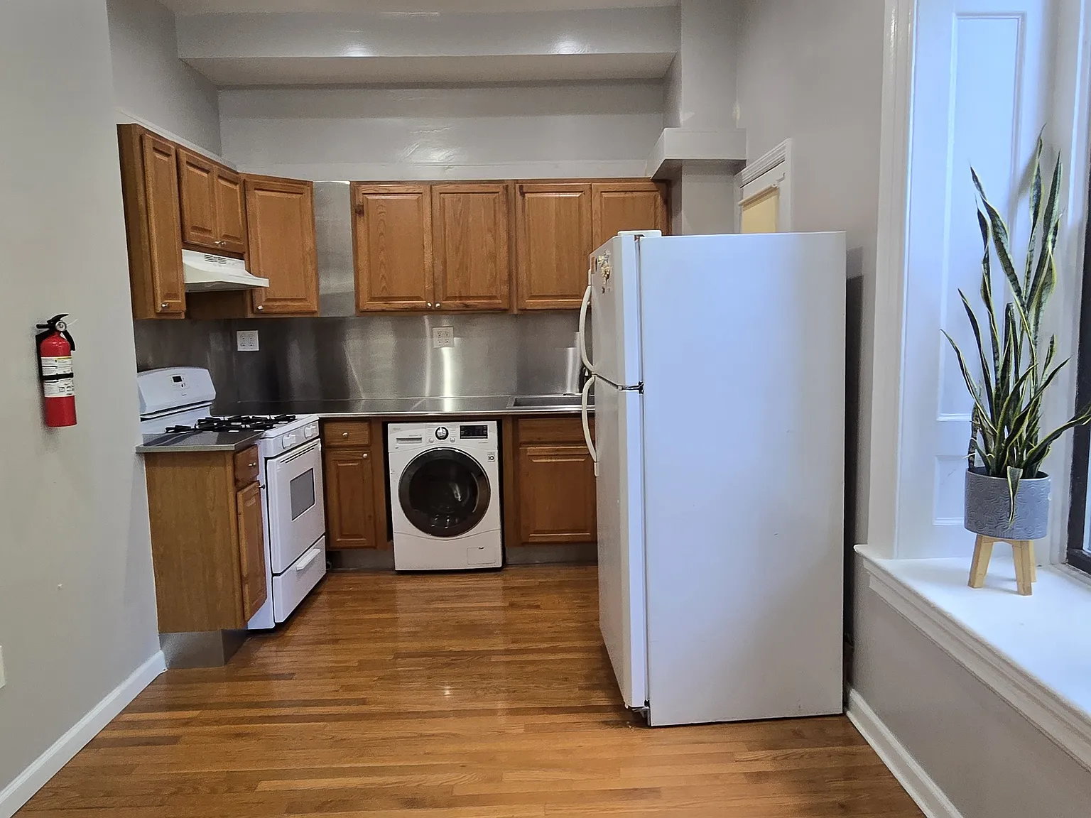 1 bed, 600 sqft, $1,500 — Photo 4