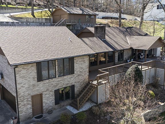 3rd image of 58990 E 332nd Rd