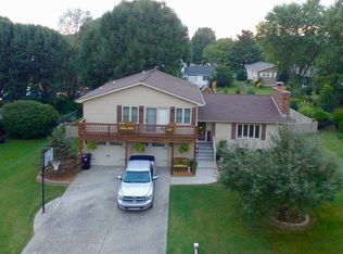 5 Cherry Tree Pl, Harrisburg, IL 62946